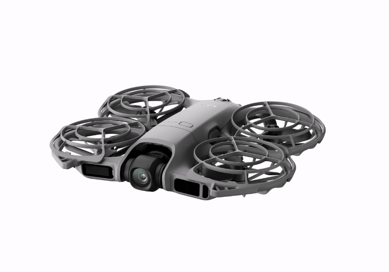 DJI Neo 2 Fly More Combo dron z daljinskim upravljalnikom, tremi baterijami in polnilno postajo