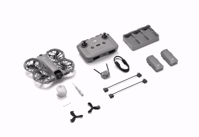 DJI Neo 2 Fly More Combo dron z daljinskim upravljalnikom, tremi baterijami in polnilno postajo